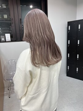 イオ(IO) ミルクティーグレージュ