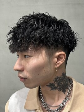フィフスパーク(fifth PARK) 渋谷スペインカールツイストパーマフェードフリンジカット強め
