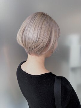 ユニ バイ マグ 長野店(Uni.by Mag) 透明感抜群♪ダブルカラーケアブリーチホワイトベージュ