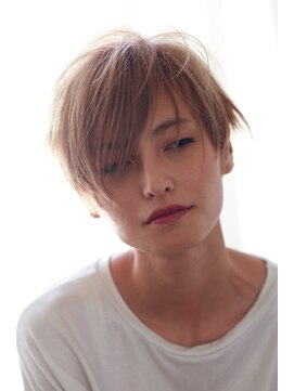 レガーレ(Legare) グレージュショート