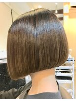 キーゼル(Kiesel)&nbsp;前下がりボブ