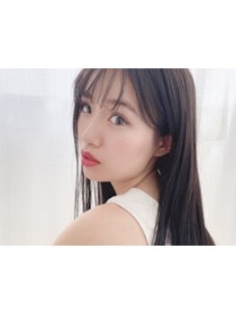 《カット＋イルミナカラー＋ハホニコTR￥15,400》柔らかくしなやかな手触りに感動！毛先までしっとり潤う♪