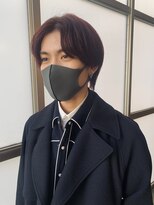 フィフス(fifth)&nbsp;◇センターパートウルフ 赤髪 ウルフ ブリーチなし