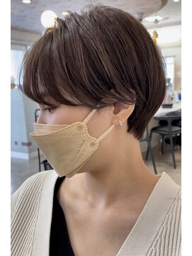 ヒルズ(BiBi hills) 高知 南国市 20代30代40代 マッシュショート  BiBi hills