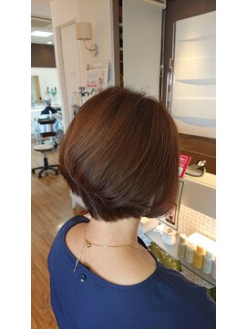 ルシード スタイル レクラ 栄生店(L'UCIDO STYLE L'eclat) 大人ボブNo.1