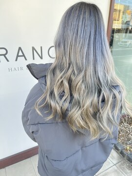 ブランシェ 名鉄小幡駅前店 シルバーベージュカラー【森】