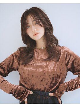 ソエバイリトル(soe by little) ミディアムレイヤー小顔前髪カット大人かわいい20代30代40代