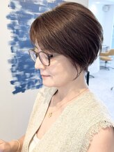 ファチュール(fAture.)&nbsp;50代60代ひし形ハンサムショートボブ前下がりグレーベージュ