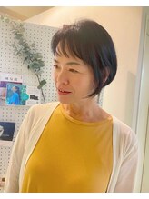 グレイヘアもお客様1人1人に合わせて。。白髪も気になるけど、色も楽しみたい、お任せ下さい♪