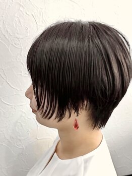 ヴィアーレアンクスタイル(VIALE Ank style)の写真/似合わせのショートカット×抜群のセンスが◎小顔視えはもちろん、どこから見ても美しいシルエットに♪
