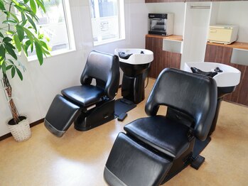 プラスワン(Plus One)の写真/植物由来のヘアケア材で、髪や頭皮の負担を軽減◎あなたの髪を優しくいたわり、そして美しく仕上げます。