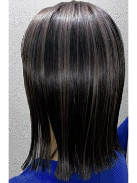 ランタンバイソロン(Rantan by Solon) アンブレラカラー/ブリーチ/白髪ぼかし/白髪染め/船橋美容室