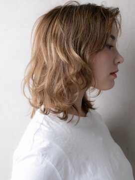 カバーヘア イヴ 戸頭店(COVER HAIR EVE) かきあげセンターパート外ハネウルフミディTd1戸頭20代30代40代