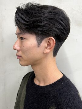 ニコ トウキョウ 渋谷(nico TOKYO) 刈り上げセンターパートテーパーフェードカットニュアンスパーマ