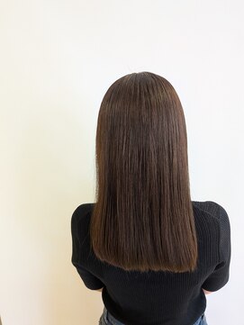 クララ トヨハシ(CLALA Toyohashi) クララ独自酸熱髪質改善トリートメント