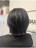 大人レイヤーボブで軽やかな抜け感を