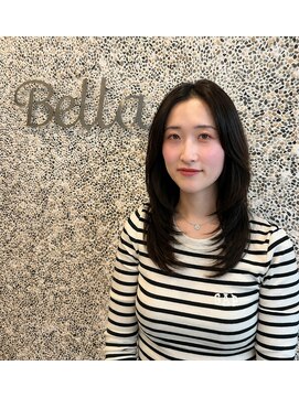 ベッラ(Bella) ミディアムレイヤー