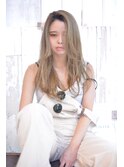 LOVELEY かきあげロング×ハイトーンベージュ　【池袋】