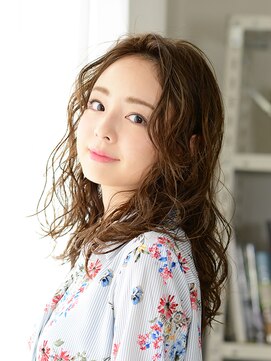 アース オーセンティック 草津エイスクエア店(EARTH Authentic) ”愛され”カジュアルモードウェーブ【EARTH草津店】