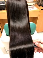 メゾンe.m.a(MAISON e.m.a)&nbsp;50代40代30代艶髪髪質改善ストレートエステホリスティックカラー