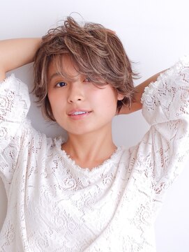 ムーン ティコブラーエ(moon tico brae) 前髪/イヤリングカラー/イメチェン/ラベンダーカラー/武蔵小杉