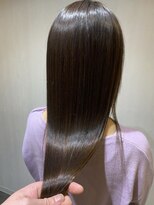 カミケンガレリア(kamiken. galleria)&nbsp;自信アップ！うる艶な美髪ストレート【カミケンガレリア】