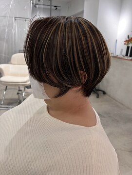 サルファ ヘアデザイン 名古屋 丸の内(S.ALPHA HAIR DESIGN) ハイライトショート