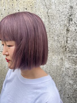 アミックス ヘアワークス 本店(AMIX hair works) アッシュピンクのカラーにパッツンボブ