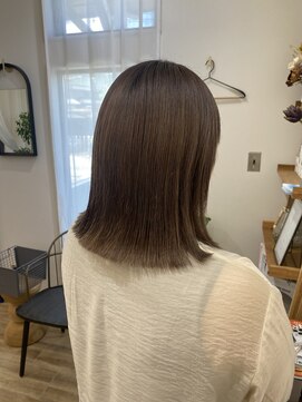 アエル(aelu) 切りっぱなし×ベージュ