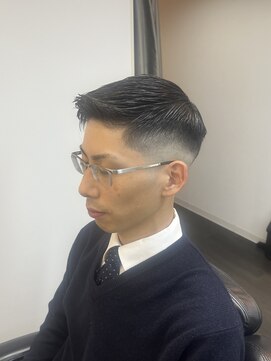 ロイヤルマン 梅田(ROYAL MAN) ベリーショート×スキンフェード