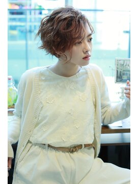 アルトリスト(Altruist Aging×HAIR&SPA) ☆イメチェンピンクベージュアンブレラカラー前髪クールショート