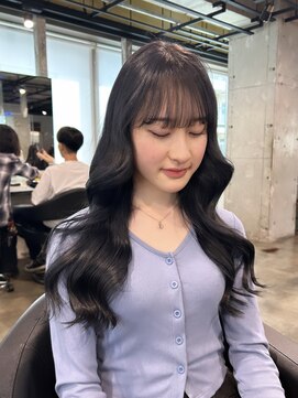 アイズ 横浜(IS) 【nanami指名】ブルーブラック/レイヤーカット