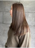 ハイライトカラー アッシュブラウン ストレート 美髪 ロング