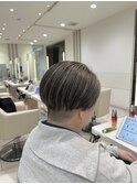 白髪ぼかしハイライト　アシメボブ