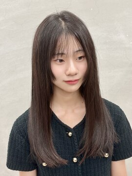 レヴィア(REVIA) レイヤーカット前髪カット髪質改善トリートメント