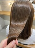 キャラメルベージュ　キャメルベージュ　ウォールナッツベージュ