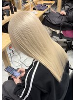 リット(lit)&nbsp;ブロンドカラーでも艶髪