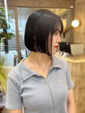 ハローバイシー 仙台(Hello by Sea) 切りっぱなしボブ暗髪［ミニボブ/グレージュ/髪質改善］仙台