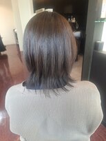 ローレン(LOREM)&nbsp;レイヤーカット×くすみ艶カラー12.25