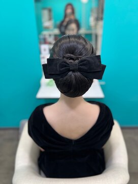 リエラ 新宿(RIERA) 和装シニヨン