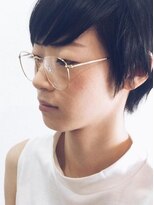 ファミリィ (PHAMILEE) クールな印象が際立つノーブルショート