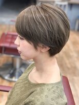 ミーティア バイ クアトロ(Meteor By QUATRO)&nbsp;【カラーリスト担当】プラチナアッシュ