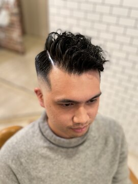 サードプレイス(Third Place) スキンフェード &スパイラルパーマ