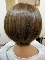 アコール 三軒茶屋(acoord)&nbsp;旬髪色カーキグレージュボブ[イルミナカラー/三軒茶屋]