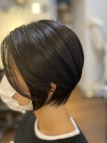 リスタ アンド リアン バイ リスタ(rista & RIAN by rista) 伸ばしかけショートヘア