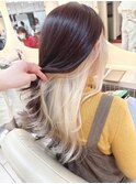 ホワイトブロンドのインナーカラー☆