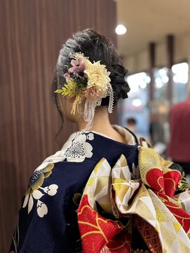 エフプロモーションフローラ(FLORA) はたちの集いヘアセット