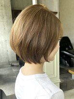 ザシー オモテサンドウ(The C)&nbsp;20代30代40代ナチュラル大人可愛いレイヤースタイル