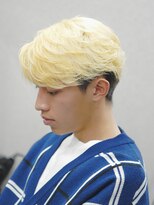 スラッシュ(SLASH)&nbsp;フェザーショート/センターパート/フェザーパーマ/ブリーチ/姫路