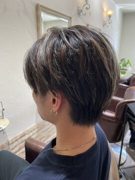 ヘアーアンドメイク リン(Hair&Make Rin) 【メンズにもオススメ!】20代30代40代50代白髪ぼかしハイライト